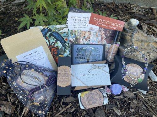 Patient Moon Box / August 2023
